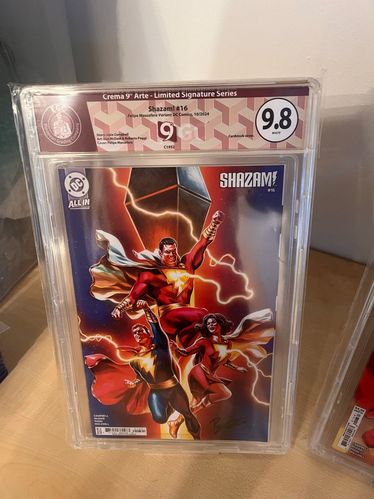 Shazam! #16 & #21 Limited Signature Series CGC 9.8, Boeken, Strips | Comics, Meerdere comics, Ophalen of Verzenden, Zo goed als nieuw