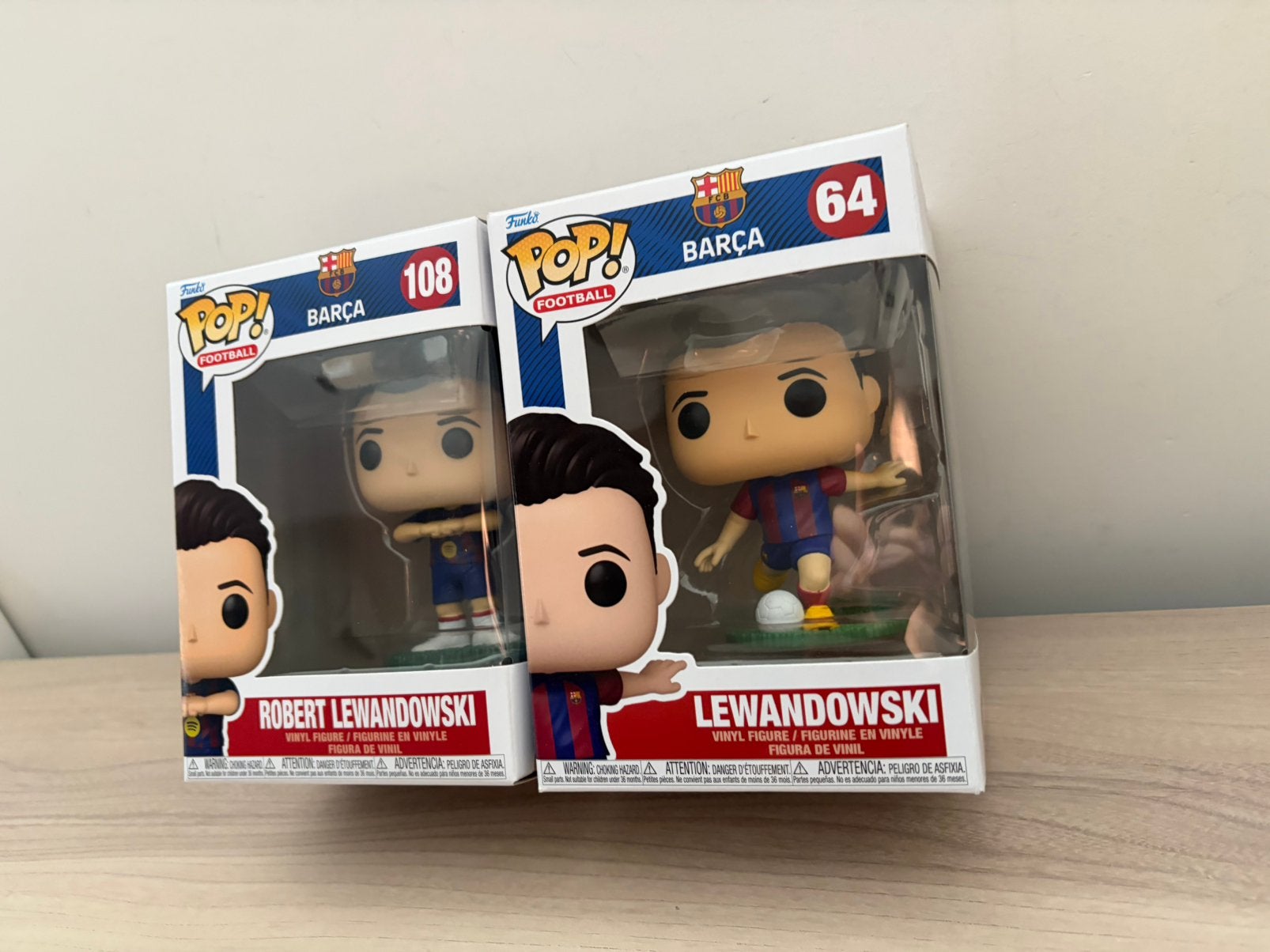 Robert Lewandowski #64 & #108 Funko Pop! FC Barcelona set 2