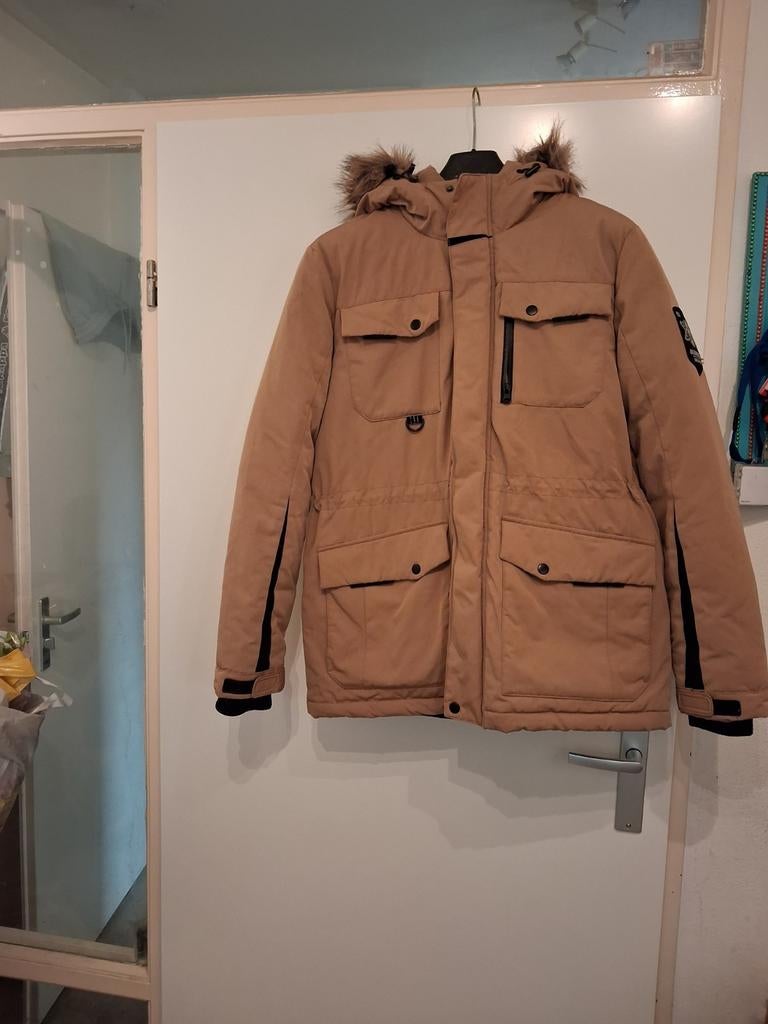 Dames winter jas, Maat 38/40 (M), Bruin, Ophalen of Verzenden, Zo goed als nieuw