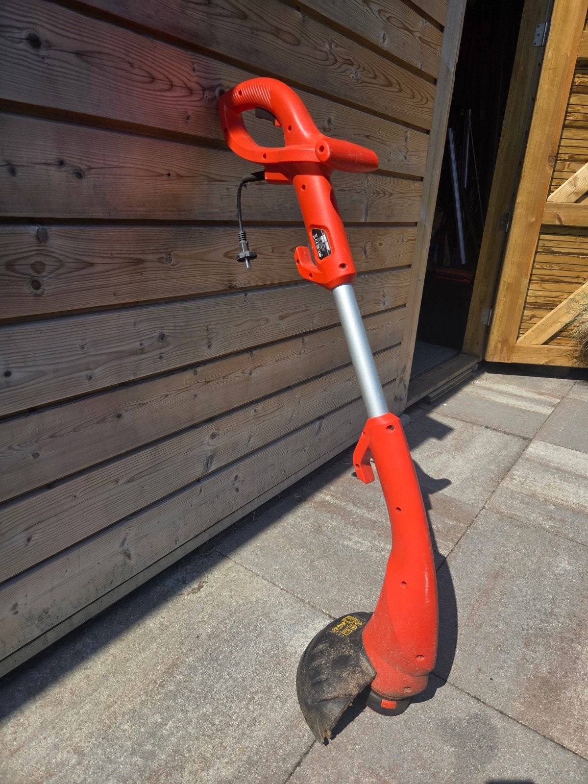 Black & Decker GL280 Elektrische Grastrimmer, Tuin en Terras, Grasmaaiers, Ophalen, Cirkelmaaier, Gebruikt, Elektrische grasmaaier