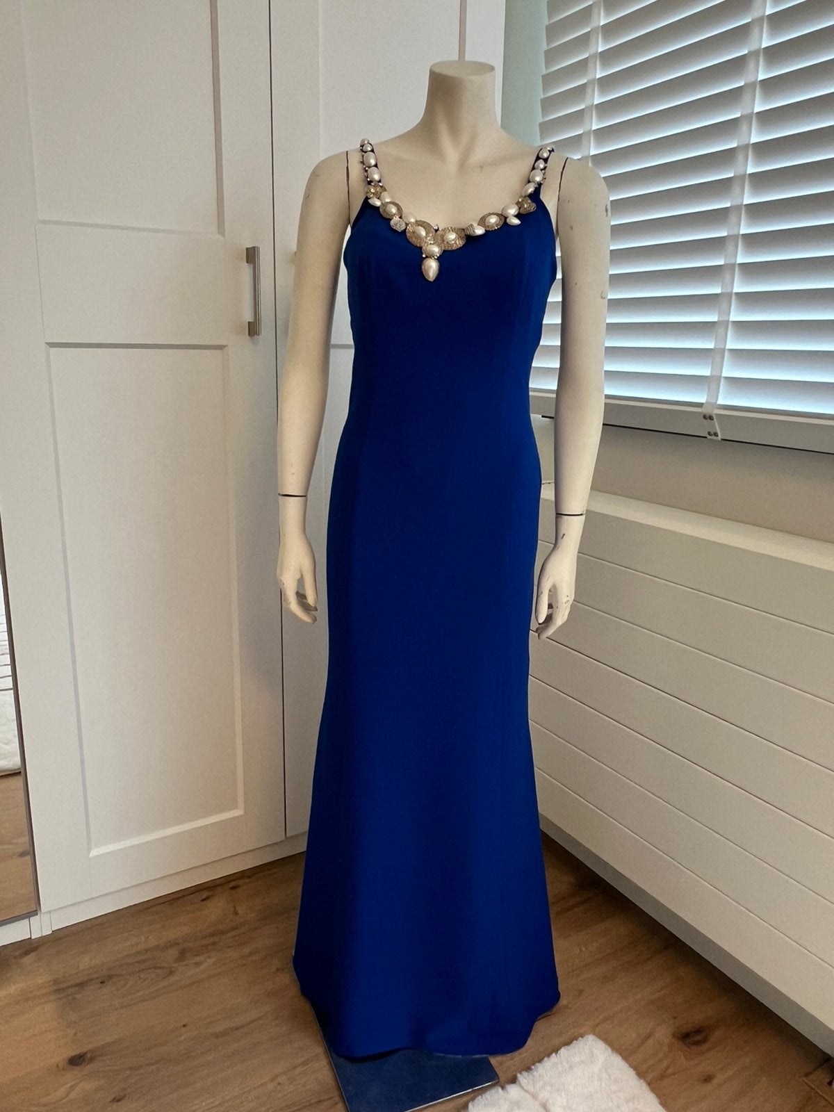 Mooie blauwe gelegenheidsjurk met steentjes, maat 34, Kleding | Dames, Gelegenheidskleding, Galajurk, Blauw, Ophalen of Verzenden