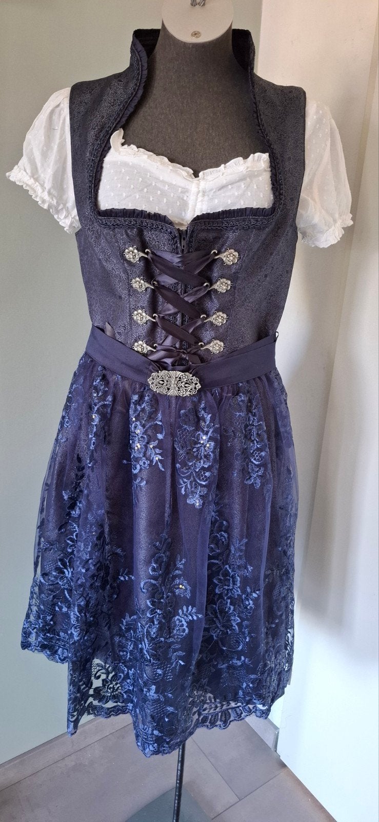 Haus Hubert Trachtenmode dirndl oktoberfeest jurk 38 40 izgs, Maat 38/40 (M), Ophalen of Verzenden, Kleding, Haus Hubert
