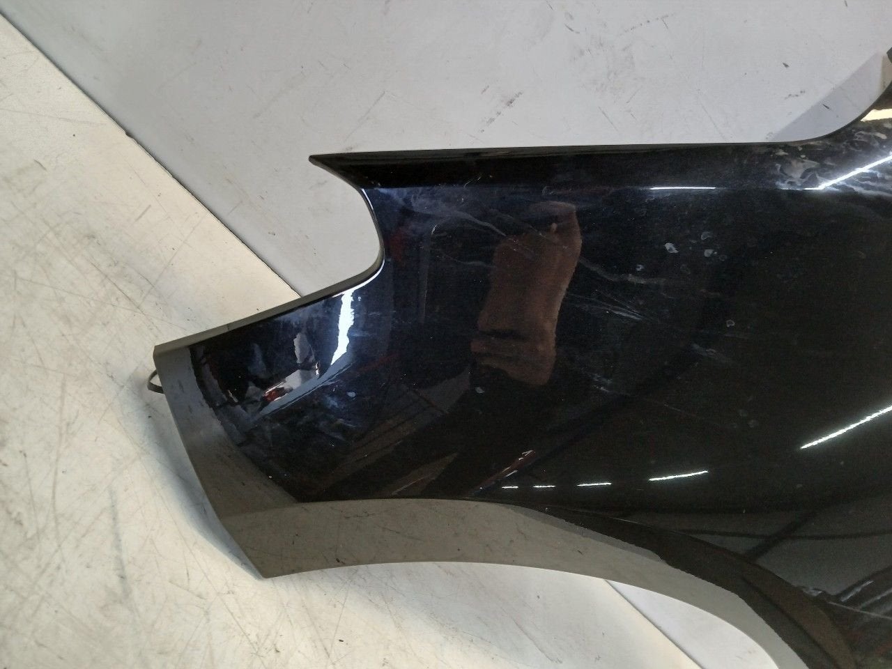 Spatbord links voor Skoda Citigo, Auto-onderdelen, Onderdelen@venauto.nl, Van der Ven Autorecycling B.V., Gebruikt, Ettenseweg 76, 4706 PB Roosendaal, The Netherlands