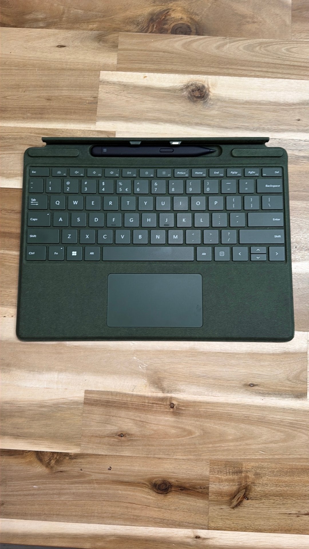 Microsoft Surface Pro 9 Type Cover Groen, incl stylus, Computers en Software, Ophalen of Verzenden, Zo goed als nieuw, Draadloos