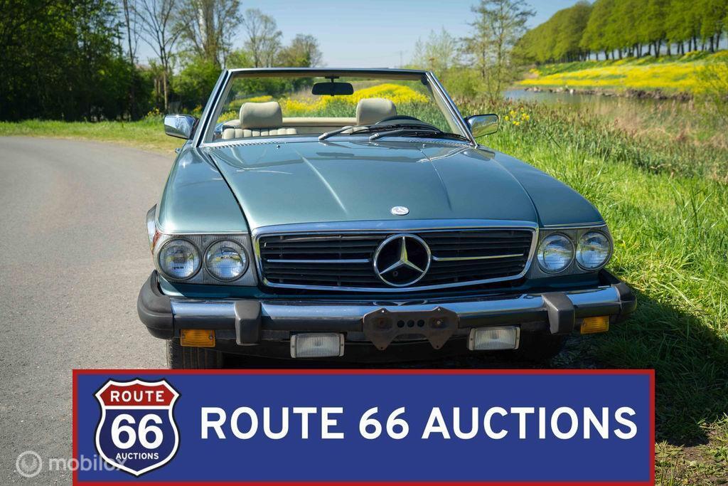Mercedes-Benz 380 SL | 1983 | Route 66 Auctions, Auto's, Oldtimers, Overige carrosserieën, Zwart, Mercedes-Benz, Bedrijf