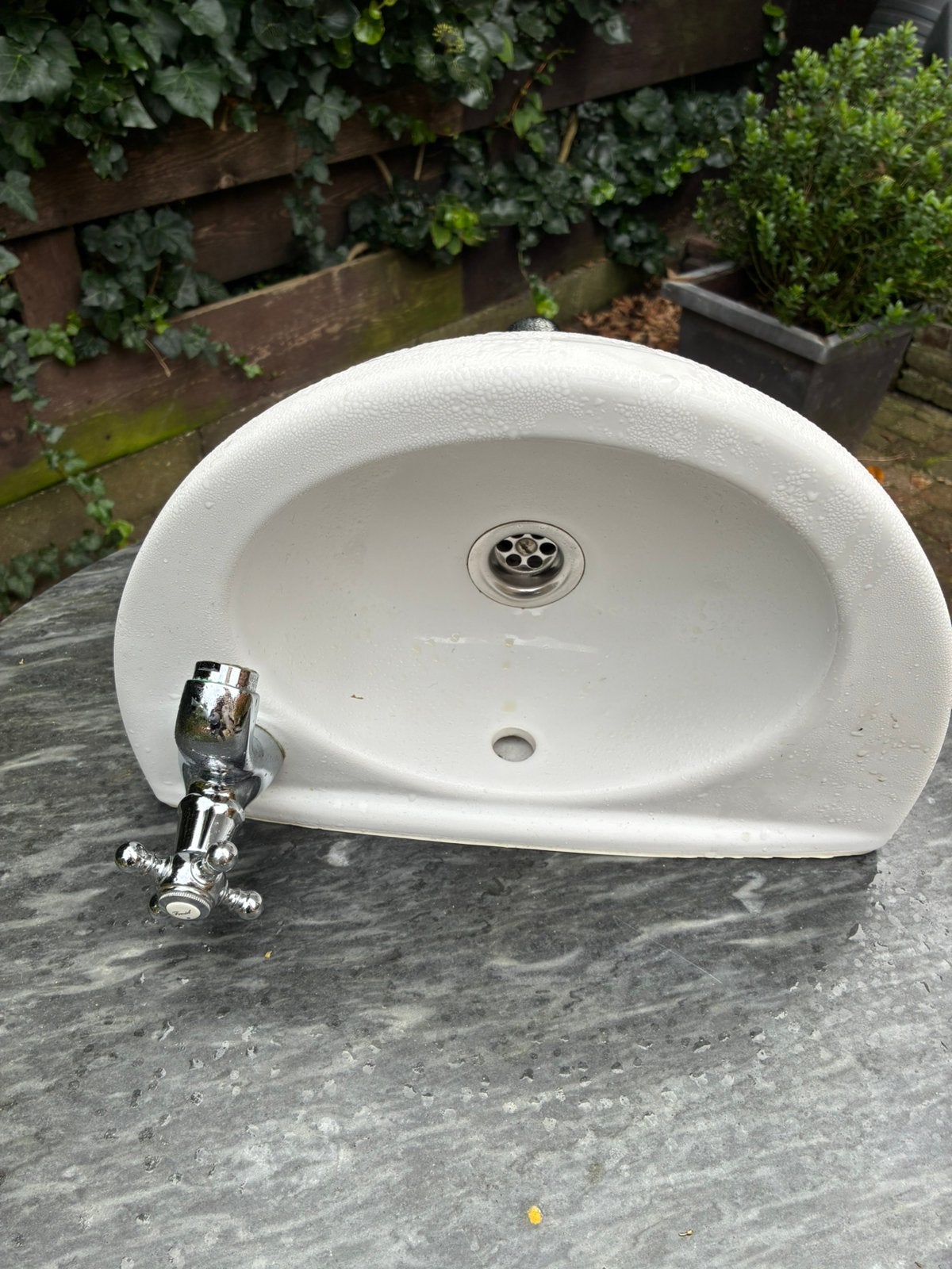 Keramag fonteintje met kraan en sifon, Ophalen, 50 tot 100 cm, Zo goed als nieuw, Minder dan 100 cm