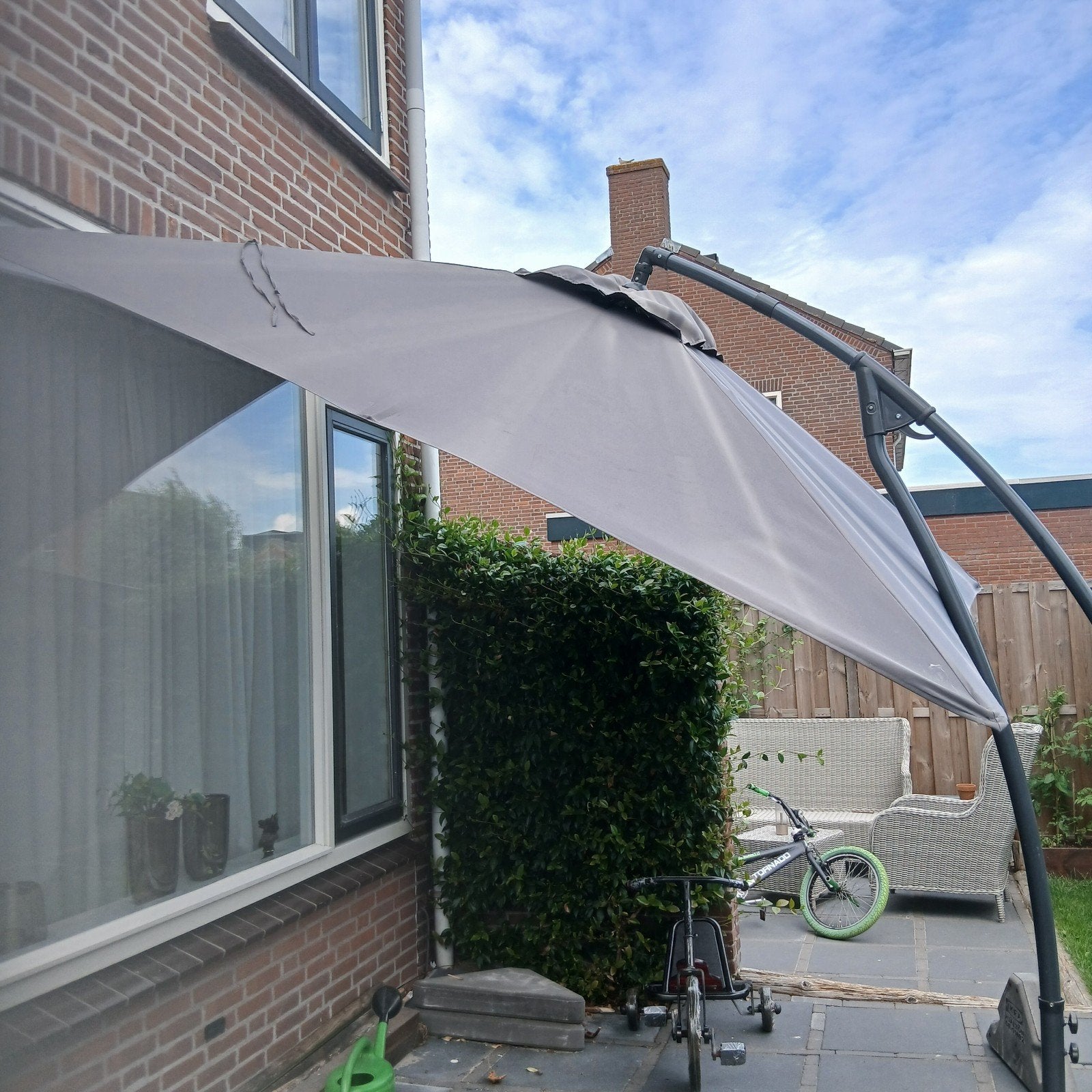 Zweefparasol HandsOn grijs - 100% polyester, Tuin en Terras, Ophalen