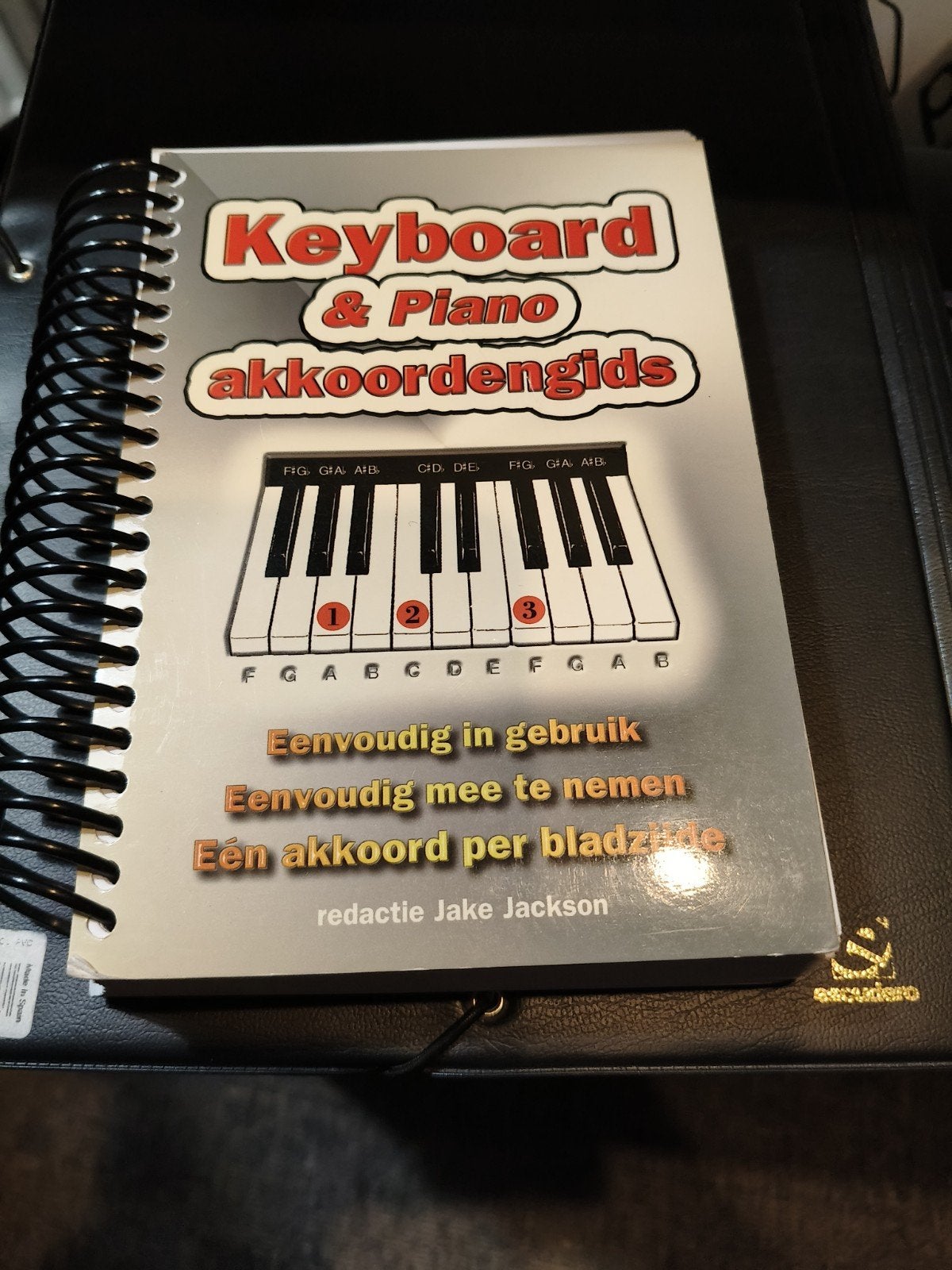 Keyboard & Piano Akkoordengids - Eenvoudig in gebruik, Boeken, Ophalen of Verzenden, Zo goed als nieuw, Instrument, Jake Jackson