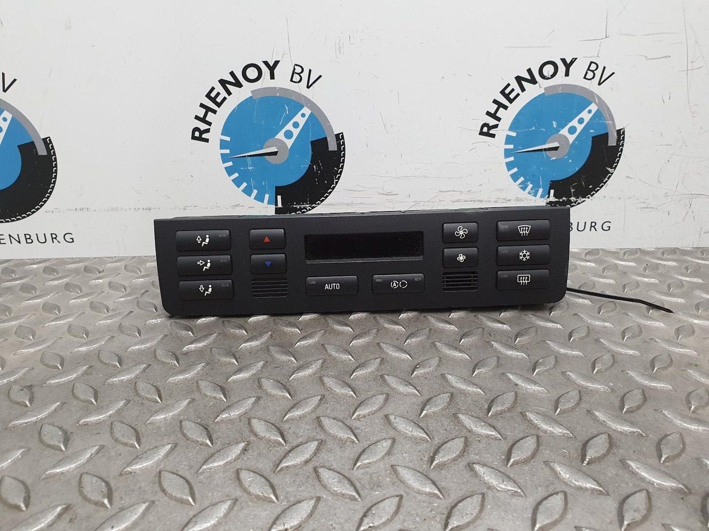 BMW 3 SERIES 316i Special Edition  KACHEL BEDIENINGSPANEEL 6, Ophalen of Verzenden, Gebruikt, Stiba lid