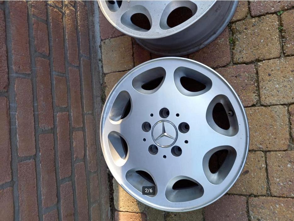 GEZOCHT mercedes 15 inch 8 loch velgen 7J, Ophalen of Verzenden, Gebruikt