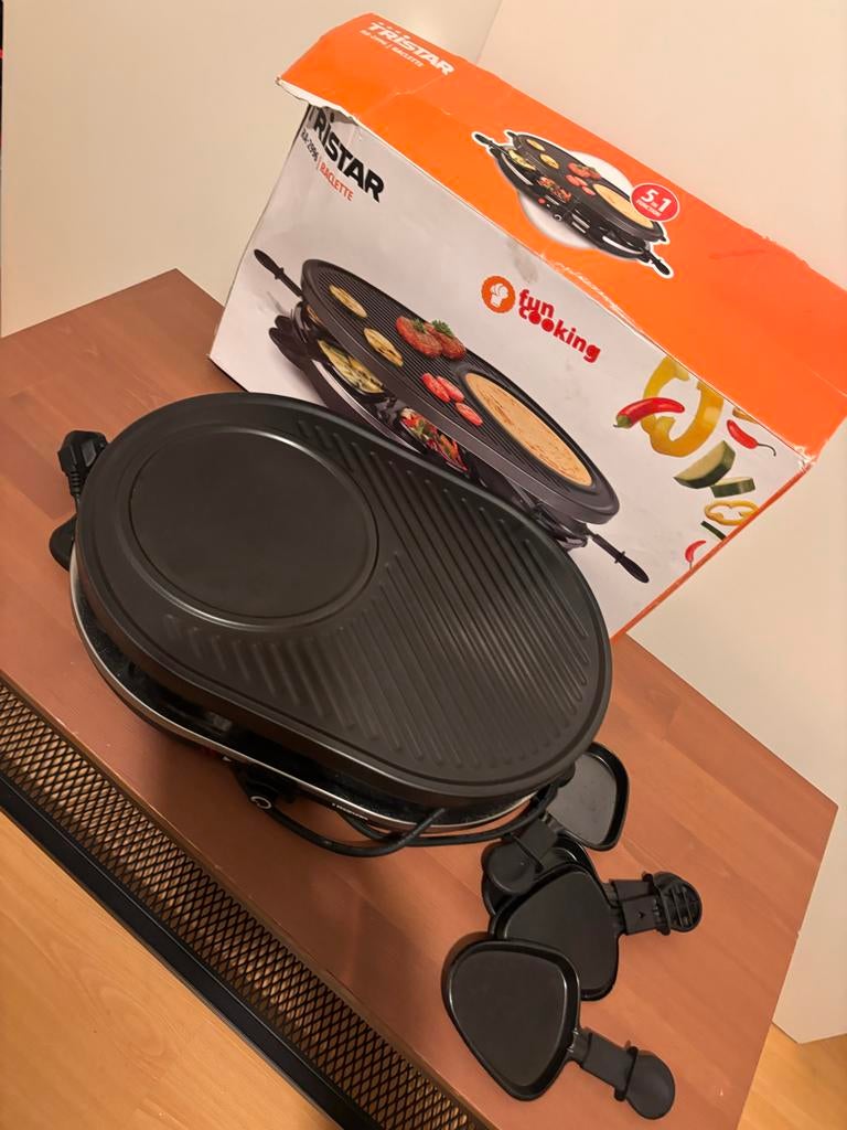 Tristar raclette gourmetstel, Ophalen, Zo goed als nieuw, 4 t/m 7 personen