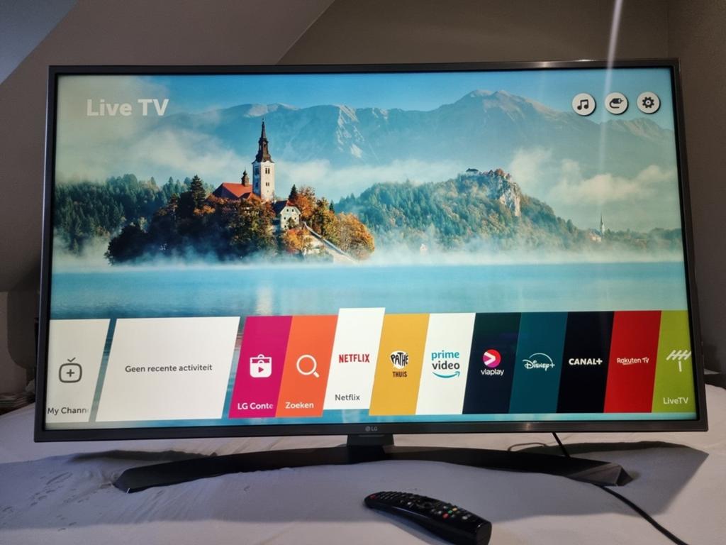 49 inch lg tv televisie 49UH668V, Ophalen, LED, Zo goed als nieuw, 100 Hz