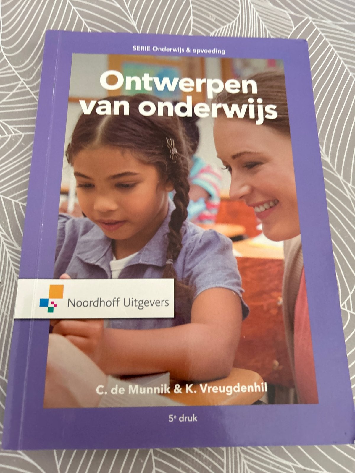 Ontwerpen van onderwijs, Ophalen of Verzenden, Zo goed als nieuw, Overige niveaus, Overige vakken