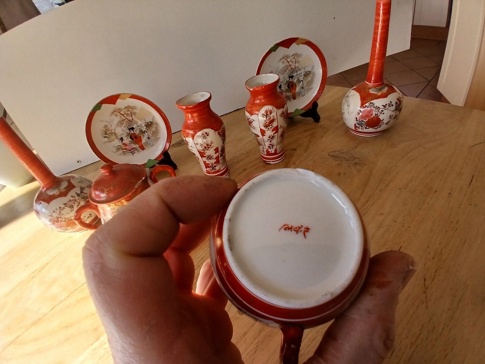 Div servies(oud chinees)servet ringen stoof lampen etc, Ophalen
