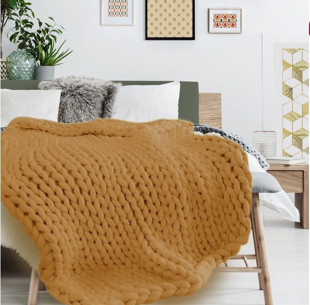 Plaid | 120x150 cm | The home deco factory | Okergeel, Gebruikt, Gehaakt, Ophalen of Verzenden, Plaid