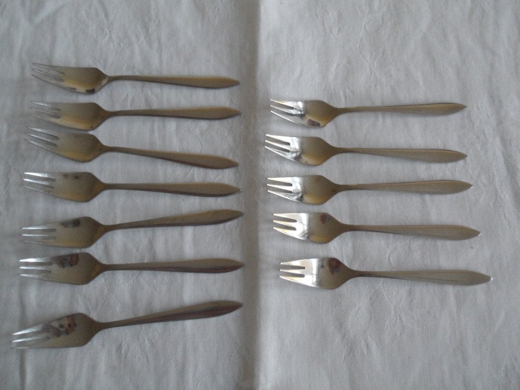 11x Gero Zilduro gebaksvorkjes 3 tands jaren 60, Huis en Inrichting, Gebruikt, Gero, Gebaksvork, Los bestek