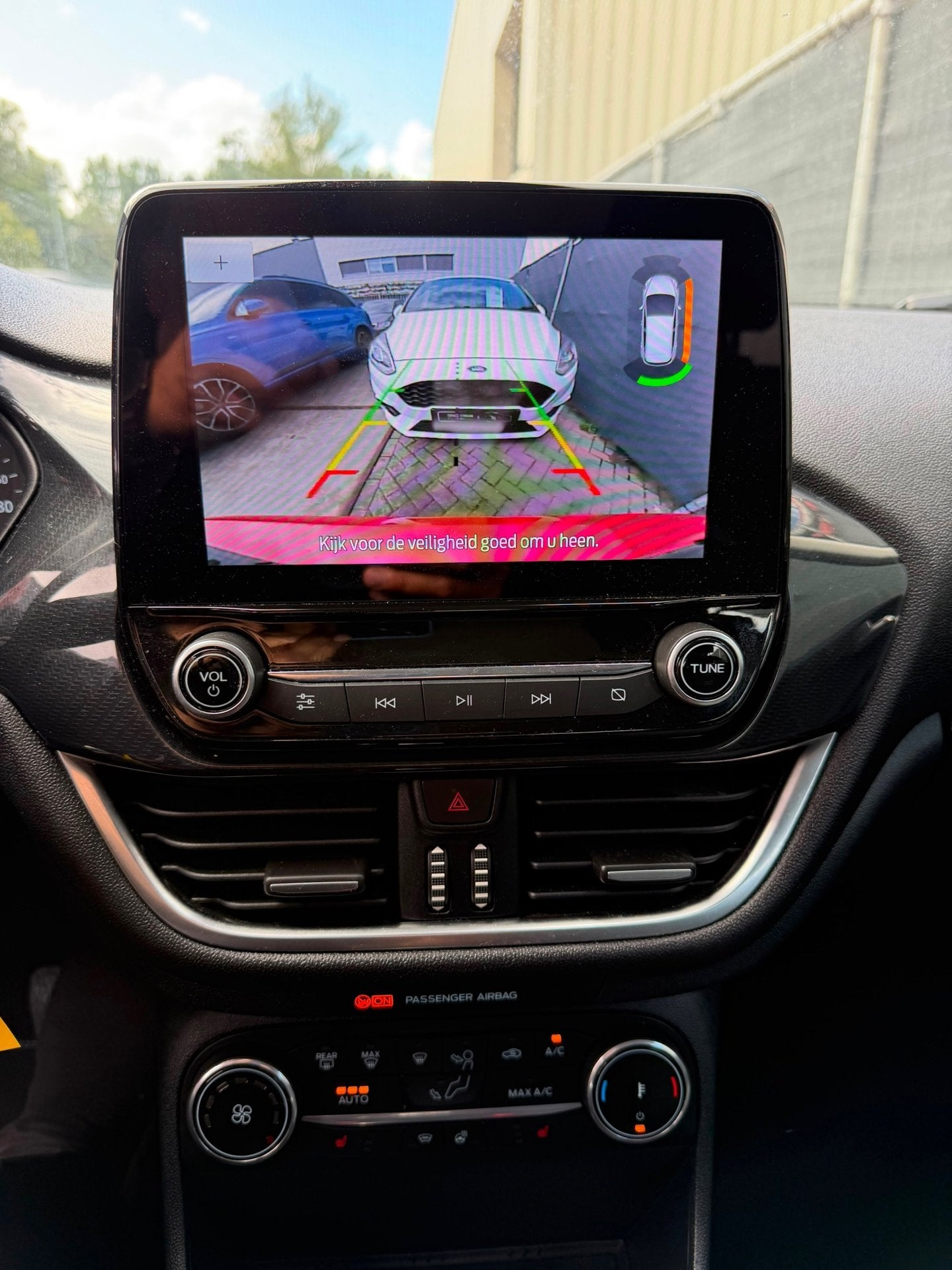 Foto 28 van Ford Fiesta 1.0 EcoBoost Hybrid Active X CARPLAY AUTOMAAT