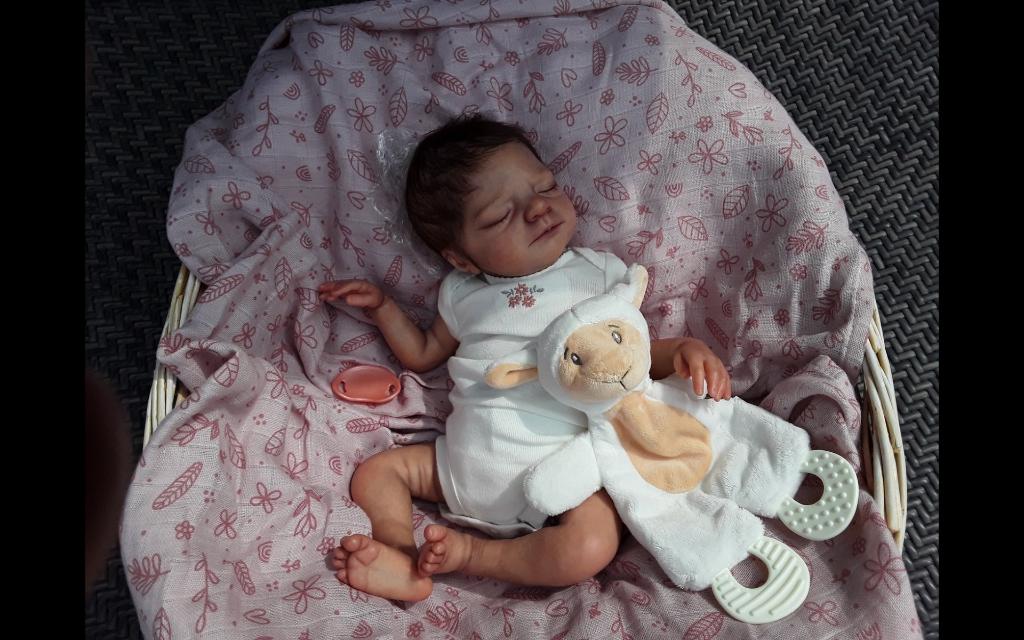 Reborn baby, Verzamelen, Poppen, Ophalen of Verzenden, Zo goed als nieuw, Babypop, Levensecht of Reborn