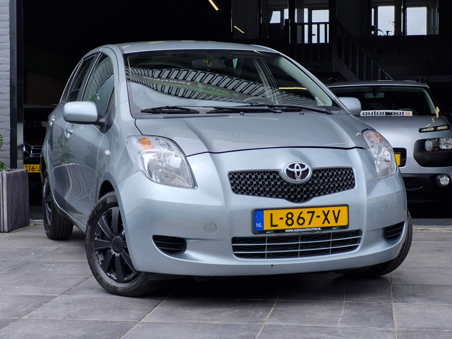 Toyota Yaris 1.3 VVTi Terra|APK|Airco|5 Deuren|Elek. Ramen, Voorwielaandrijving, 1025 kg, Stof, 4 cilinders