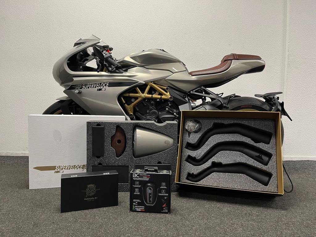 ⭐️⭐️ MV AGUSTA SUPERVELOCE 800 S MV DEALER⭐️⭐, Motoren, Motoren | MV Agusta, Motorrijbewijs A, Bedrijf, Onbekend, Super Sport
