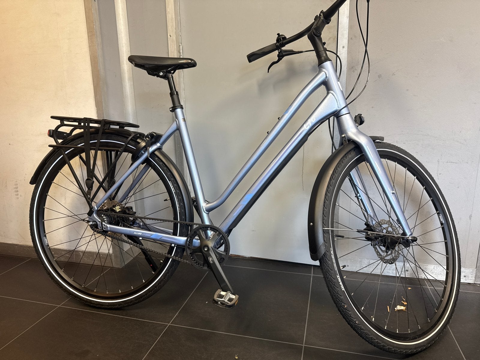 Giant Allure L3 Damesfiets - Zo goed als nieuw, Fietsen en Brommers, Fietsen | Dames | Damesfietsen, Ophalen, (Extra) lage instap