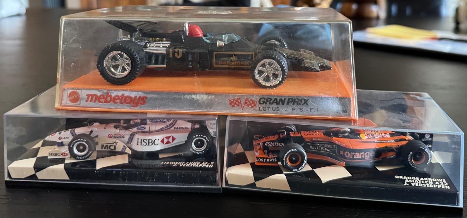 Formule 1 Modelauto's: Mebetoys Lotus & Verstappen Collectie, Hobby en Vrije tijd, Overige merken, 1:50 of kleiner, Auto, Ophalen of Verzenden