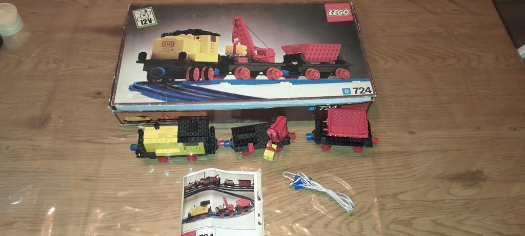 Lego electrische goederen trein 12v 12 volt 724 compleet, Overige thema's, Lego, Ophalen of Verzenden, Zo goed als nieuw