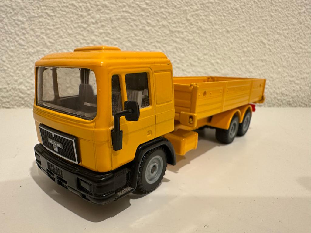 Siku 2610 MAN bakwagen jaren '90 - Nieuwstaat, Hobby en Vrije tijd, Ophalen of Verzenden, Zo goed als nieuw, Bus of Vrachtwagen