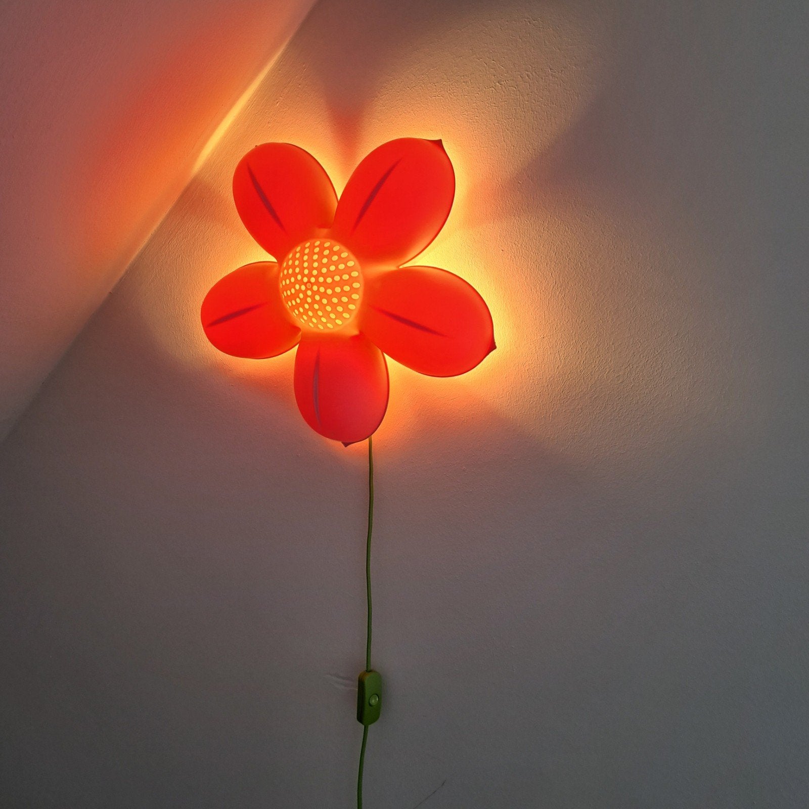 Wandlamp Ikea Smila Blomma | Roze bloemen lamp, Ophalen of Verzenden, Zo goed als nieuw