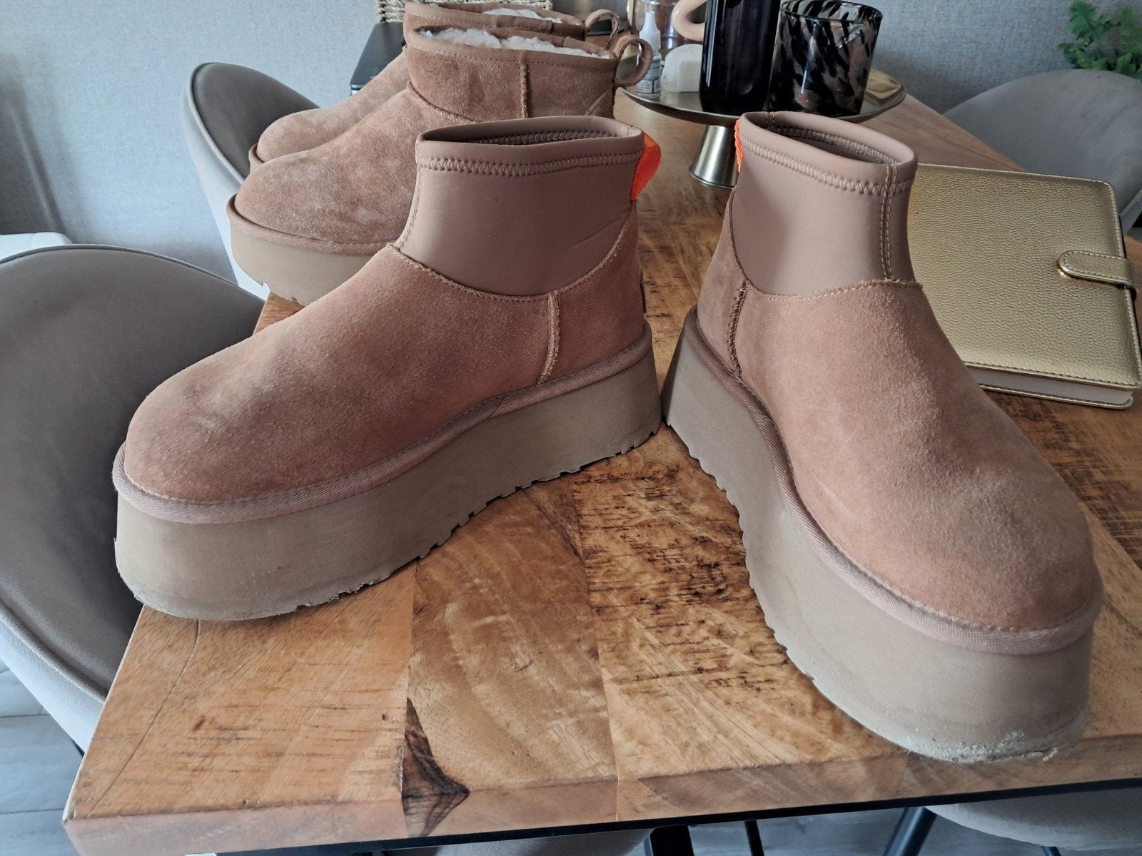 ugg 38 platform camell, UGG, Bruin, Lage of Enkellaarzen, Ophalen of Verzenden