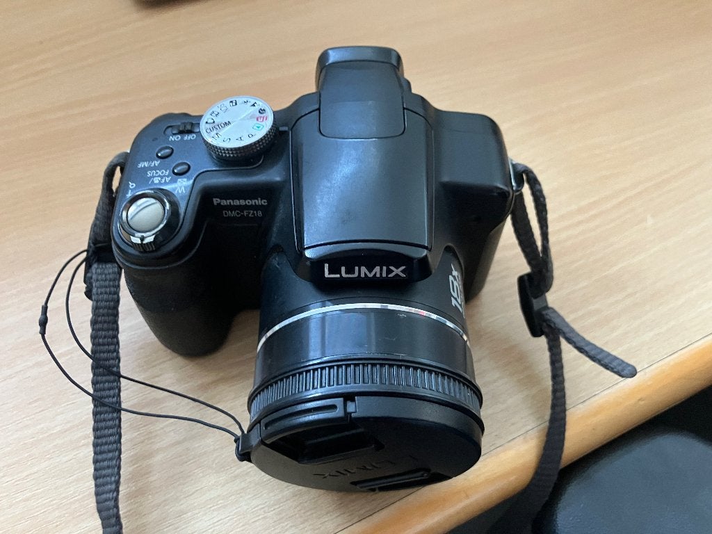 Panasonic Lumix DMC FZ 18, Geheugenkaart, Zo goed als nieuw, Overige Merken, 8 keer of meer
