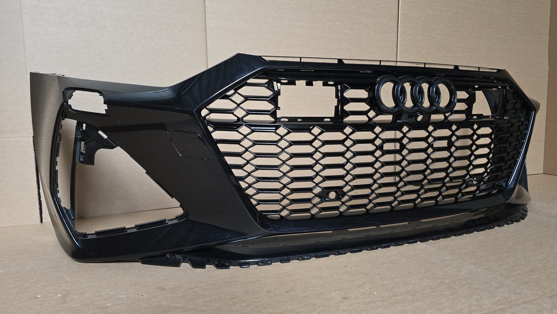 Voorbumper Audi A6 C8 4K RS6 RS 4xPDC KLS ORIGINEEL BUMPER, Auto-onderdelen, Carrosserie en Plaatwerk, Bumper, Audi, Voor, Gebruikt