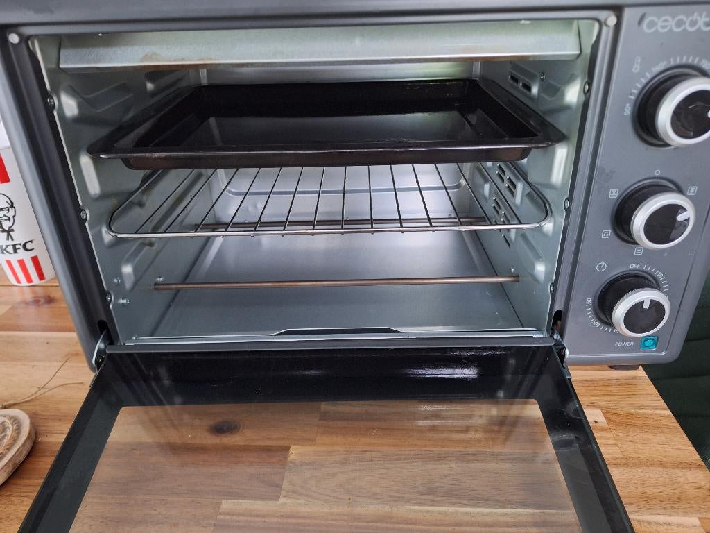 Cecotec mini oven, Witgoed en Apparatuur, Ovens, Ophalen, Minder dan 45 cm, Overige merken, Hete lucht