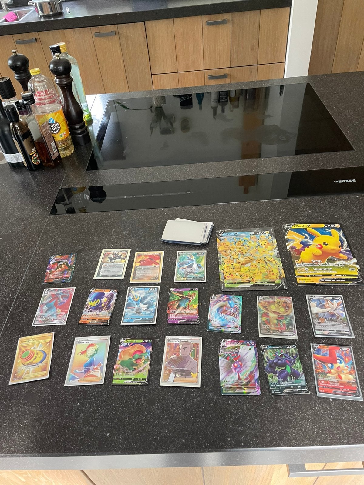 Pokémon kaarten collectie – V & VMAX kaarten (20+ stuks), Ophalen of Verzenden, Zo goed als nieuw, Meerdere kaarten