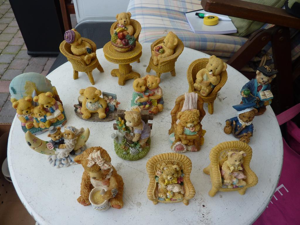 beren beeldjes meubels poppenhuis, Ophalen of Verzenden, Zo goed als nieuw, Decoratie