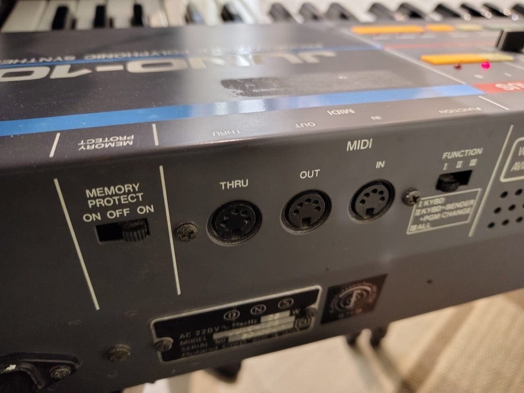 Roland JUNO-106 polyfone synthesizer incl. netsnoer, Ophalen, Roland, Met midi-aansluiting, 61 toetsen