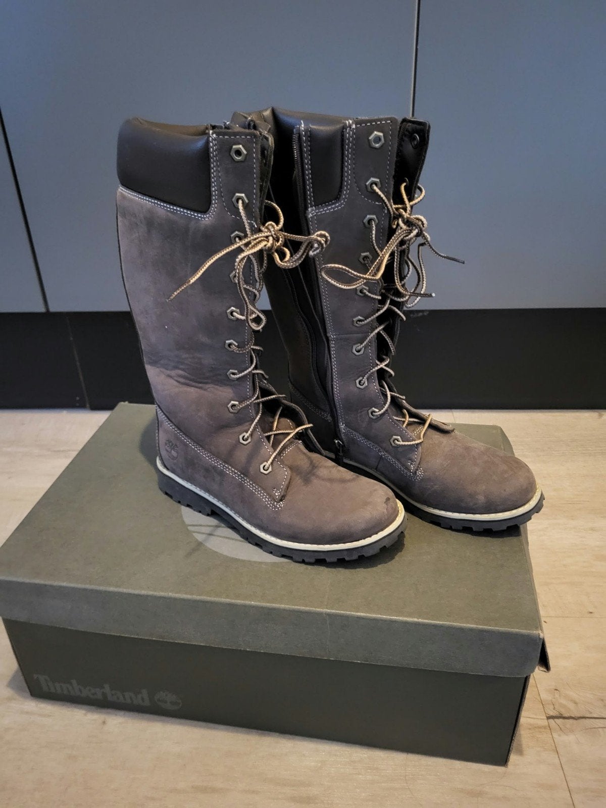Timberland Hoge Laarzen - Maat 37 -  Nieuw, Ophalen of Verzenden, Zo goed als nieuw, Grijs, Hoge laarzen