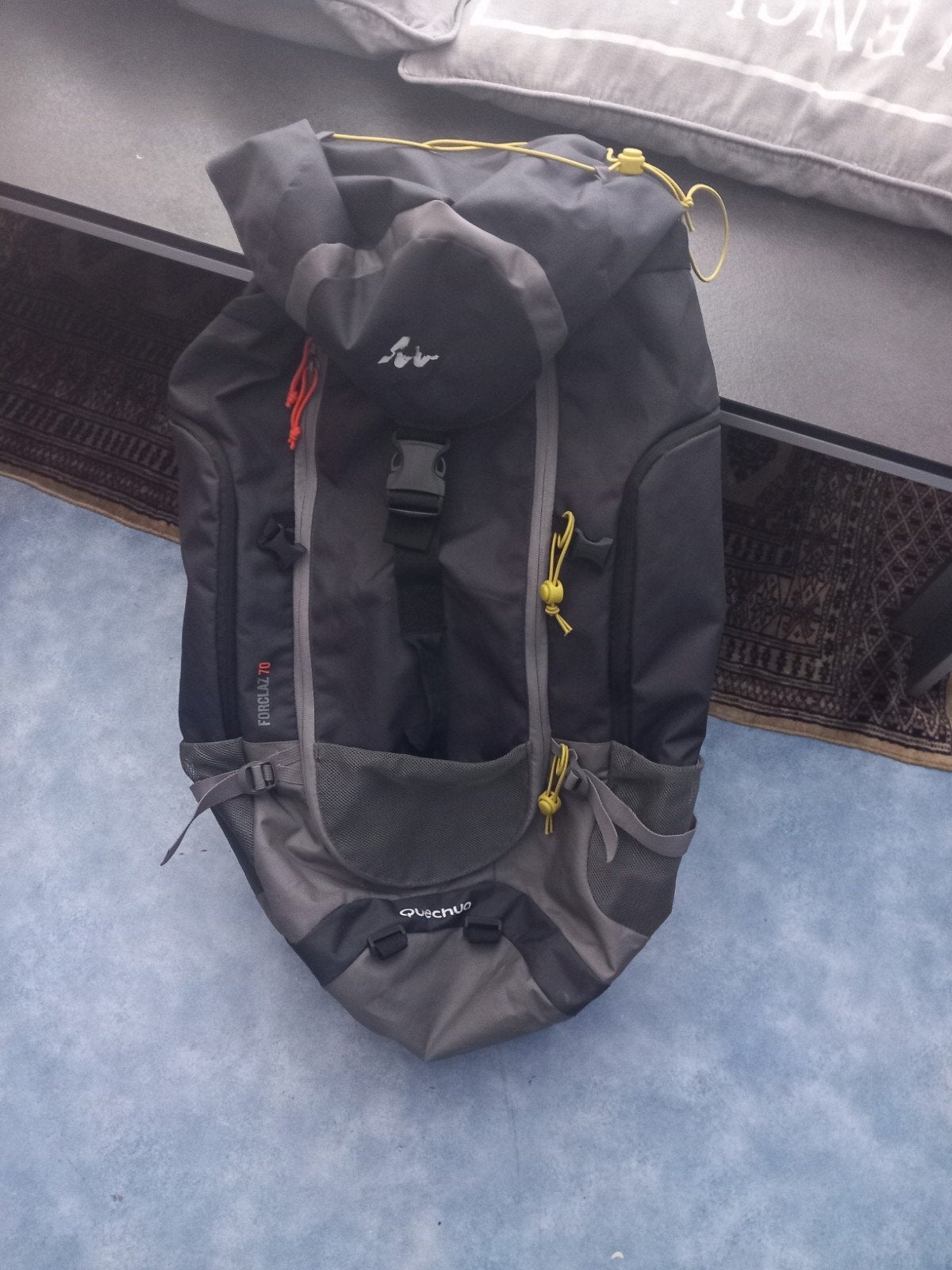 Quechua Forclaz 70 Backpack - Donkergrijs (slechts 1x gebrui, Ophalen of Verzenden, Zo goed als nieuw