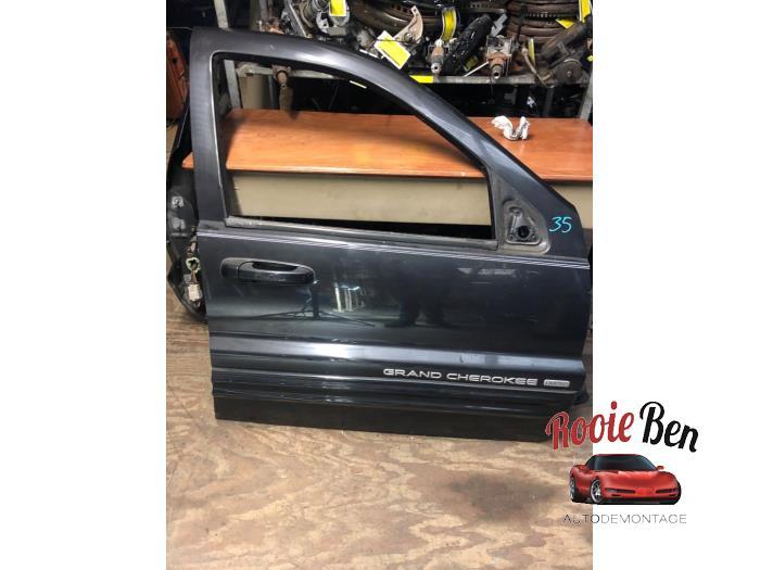 Portier 4Deurs rechts-voor van een Jeep Grand Cherokee, Jeep, Gebruikt, -, Deur