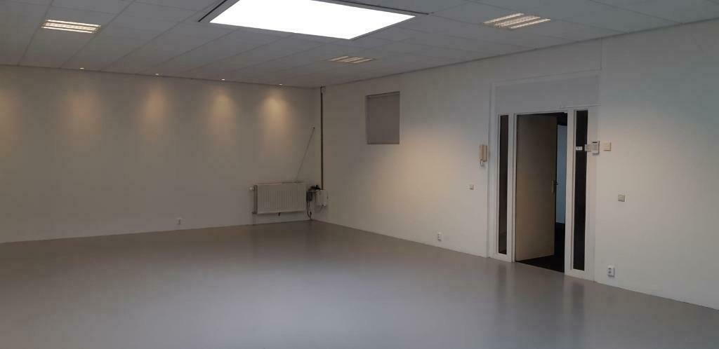 Kantoor winkel ruimte/ Centrum Utrecht te huur 25 tot 90 m, 90 m², Huur, Kantoorruimte