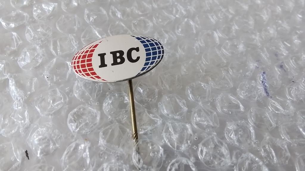 Speldje. I.B.C., Ophalen of Verzenden, Zo goed als nieuw, Overige onderwerpen