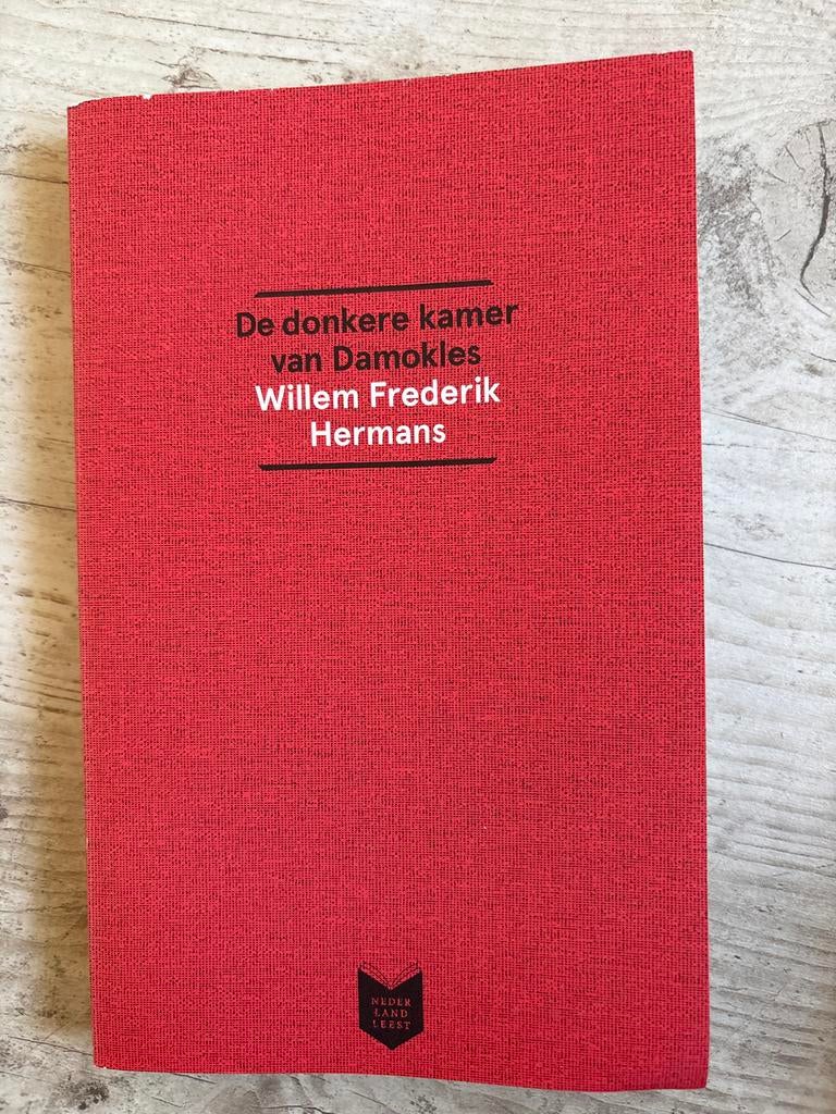 De donkere kamer van Damokles - Hermans, Ophalen of Verzenden, Zo goed als nieuw, Nederland