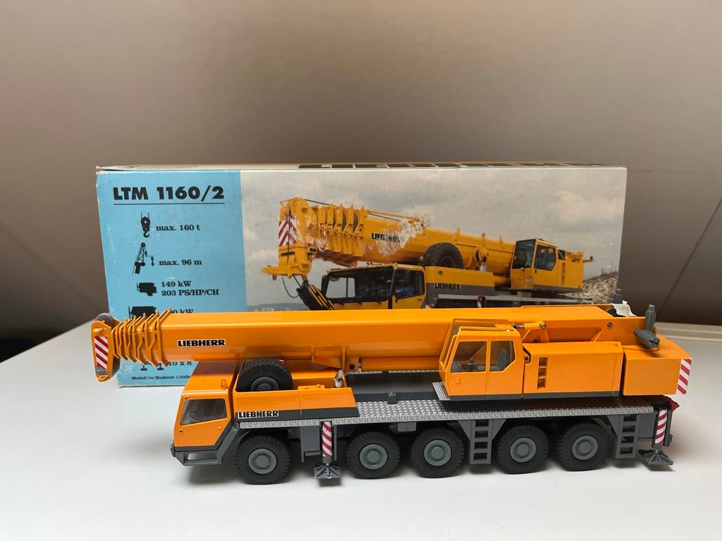 Liebherr LTM 1160/2, Ophalen of Verzenden, Zo goed als nieuw, Hijskraan, Tractor of Landbouw, Conrad