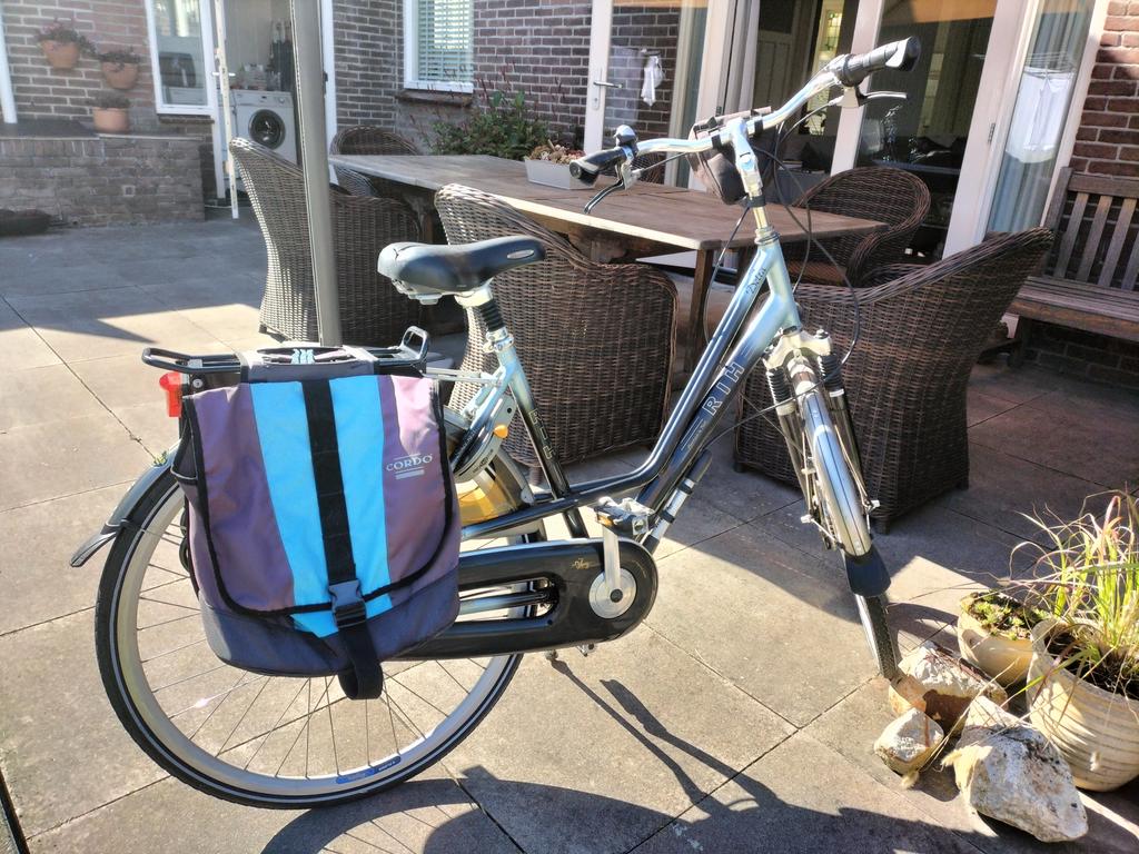 Rih Delta damesfiets 49 cm frame, Fietsen en Brommers, Fietsen | Dames | Damesfietsen, 47 tot 50 cm, Versnellingen, Zo goed als nieuw