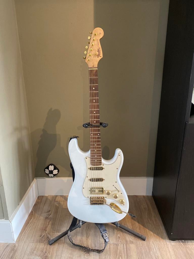 Stratocaster & telecaster wit met goud, Ophalen, Zo goed als nieuw, Solid body, Overige merken