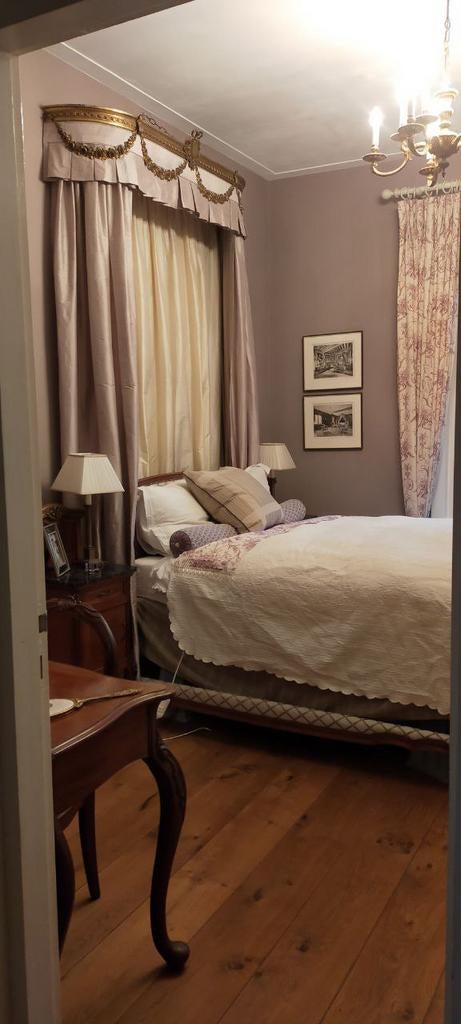 Prachtig compleet gestoffeerd antiek bed 140. Zonder hemel, Antiek en Kunst, Antiek | Meubels | Bedden, Ophalen