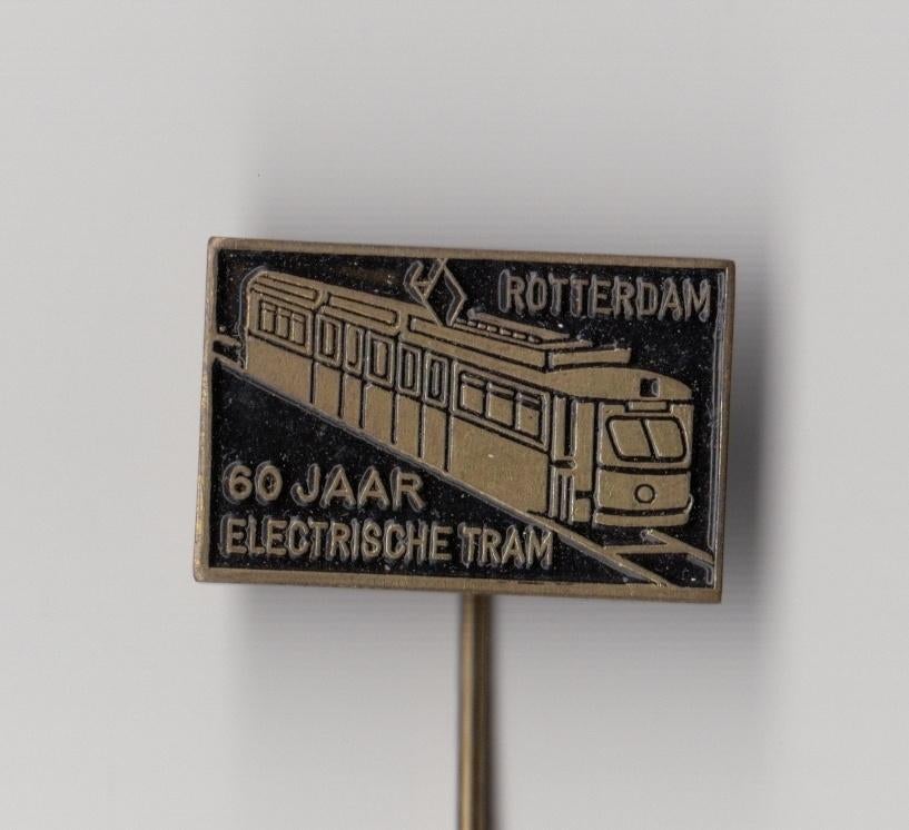 Rotterdam Electrische Tram RET speldje, Verzamelen, Gebruikt, Niet vindbaar, Niet vindbaar, Speldje of Pin