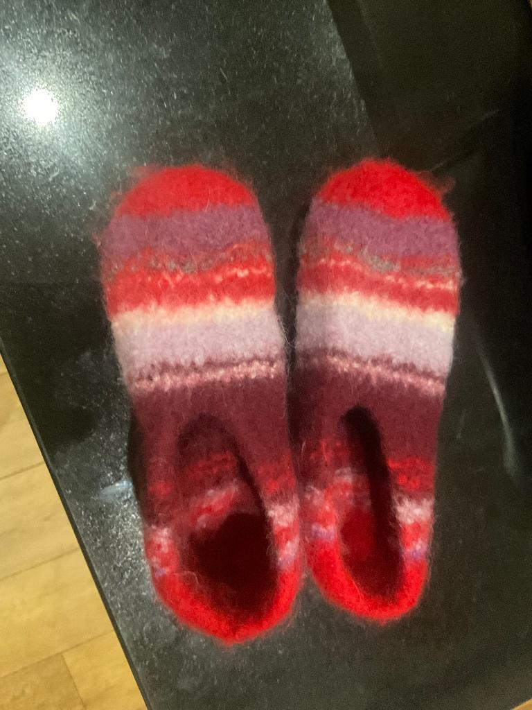 Warme weldadige wollen winter sloffen, Kleding | Dames, Mutsen, Sjaals en Handschoenen, Nieuw, Handschoenen, Maat 38/40 (M), Ophalen of Verzenden
