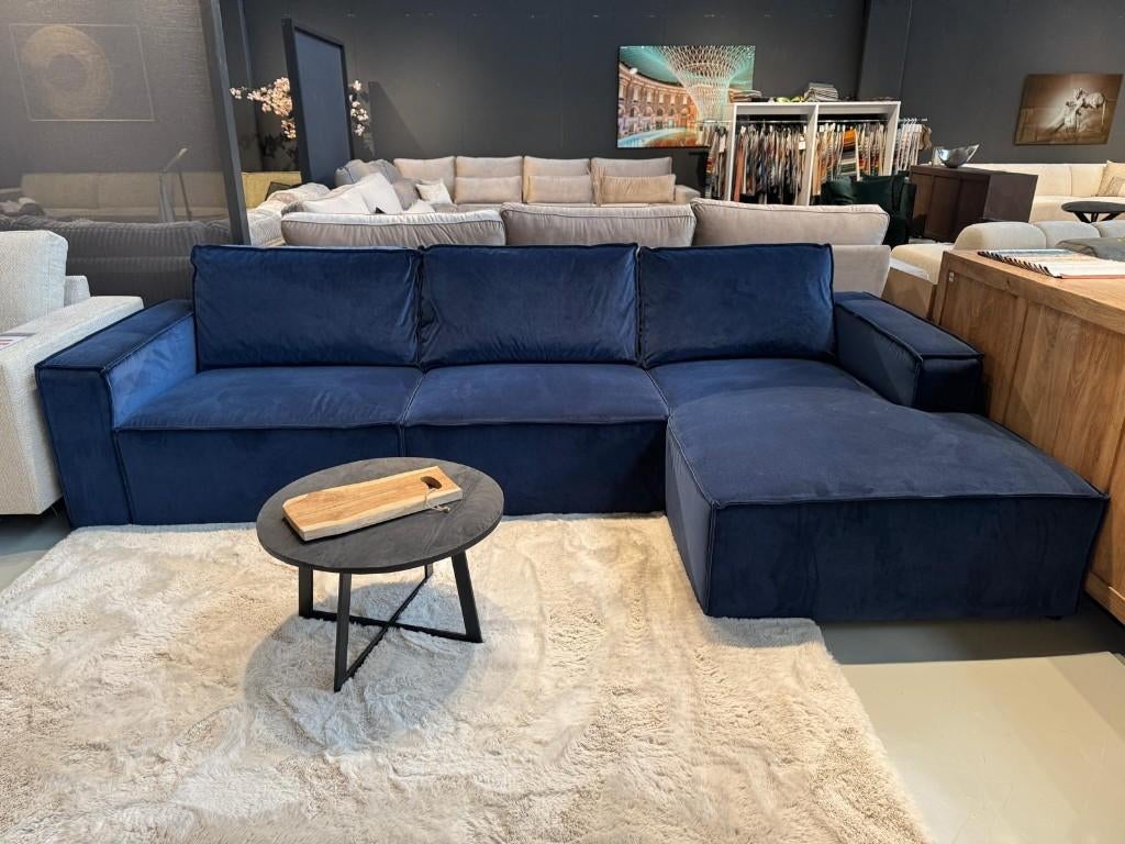 Direct ophalen | loungebank hoekkbank | Showroom Utrecht, Huis en Inrichting, Ophalen, Info@trendvortex.com, 4131 NH, Hoekbank