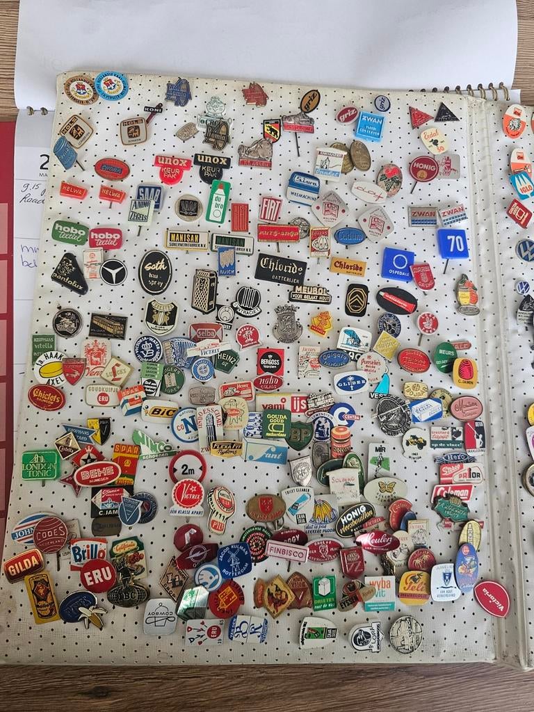 Retro Speldjes/Pins Jaren '50, '60, '70 - Vintage Collectie, Verzamelen, Ophalen of Verzenden